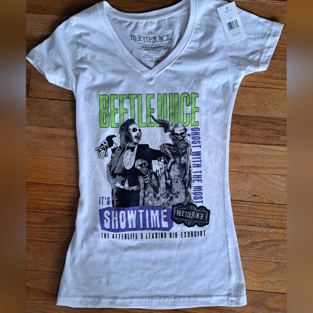 XS Beetlejuice T Shirt V Neck Showtime